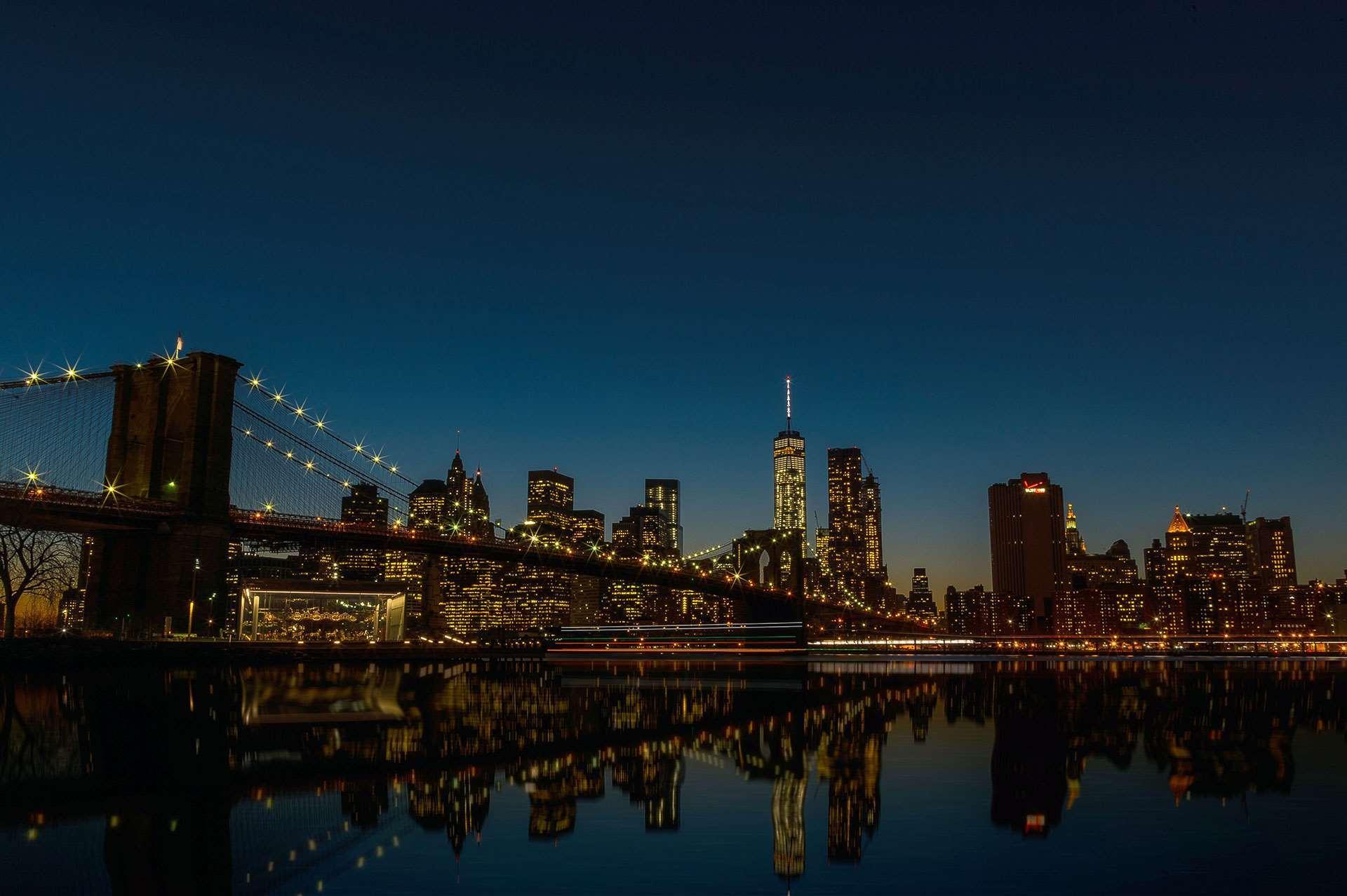 Royalton Park Avenue Hotel New York Kültér fotó Manhattan skyline at night
